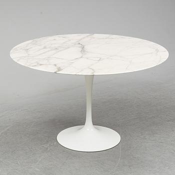 EERO SAARINEN, a 'Tulip' table by Knoll.