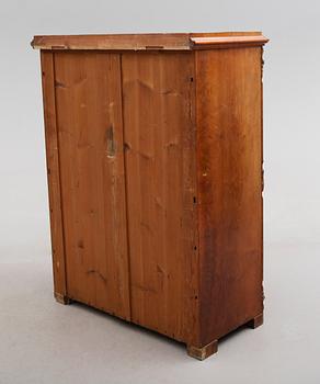 CHIFFONJÉ, 1800-talets andra hälft.