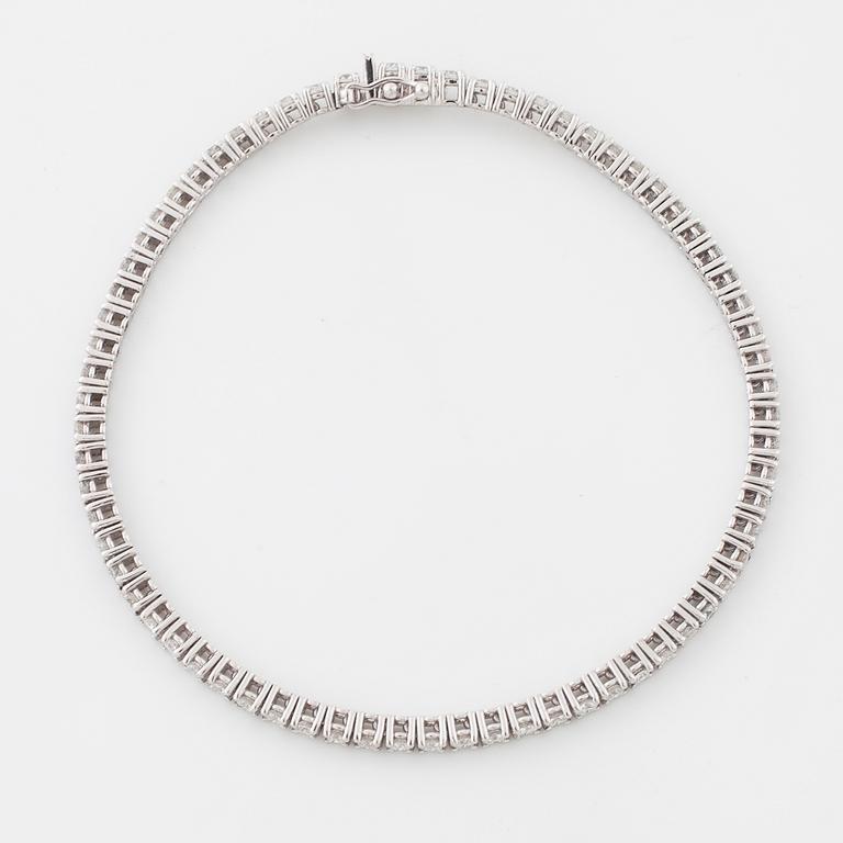ARMBAND, med briljantslipade diamanter, totalt ca 2.75 ct.