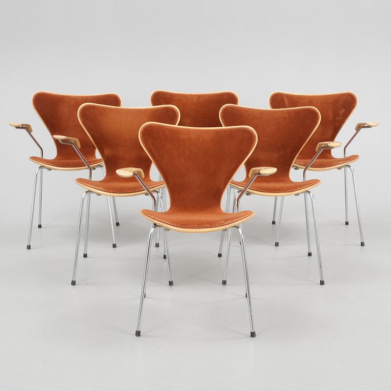 STOLAR, 6 st, "Sjuan", Arne Jacobsen för Fritz Hansen, 1900-talets andra hälft.