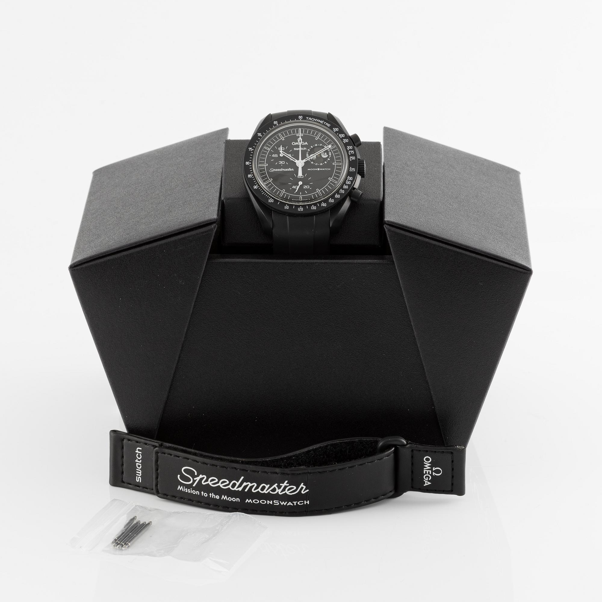 Omega/Swatch, MoonSwatch, Mission to the MoonPhase, "Snoopy", kronograf, armbandsur, 42 mm.