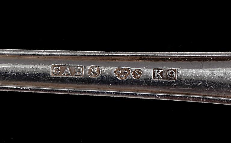 BESTICKSERVIS,127 delar, silver, modell "Svensk rund", GAB, Stockholm, 1900-talets mitt. Vikt 2598g.
