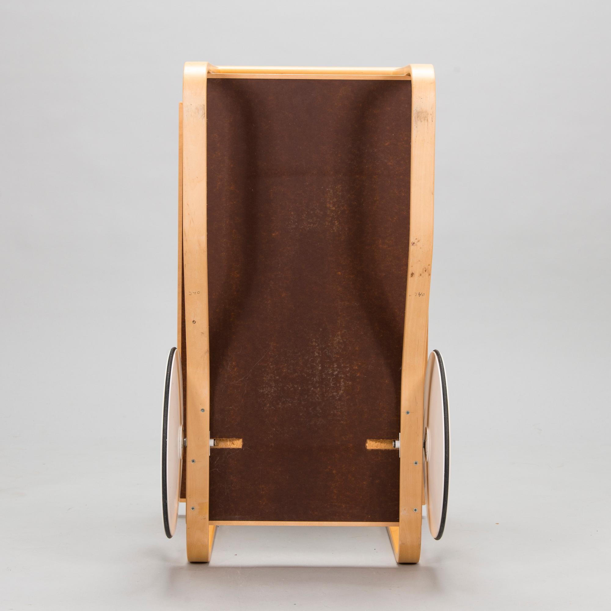Alvar Aalto, tarjoiluvaunu 901, Artek, 1900-luvun loppu.