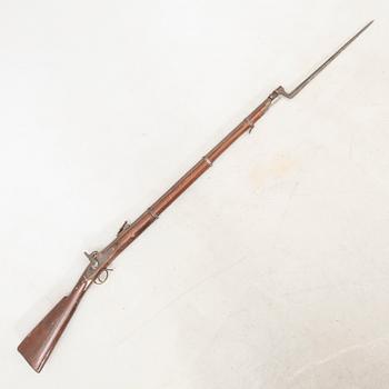 Slaglåsgevär, britiskt, m/1853.