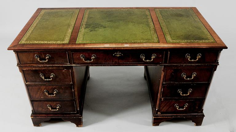 HURTSSKRIVBORD, England, sent 1900-tal.