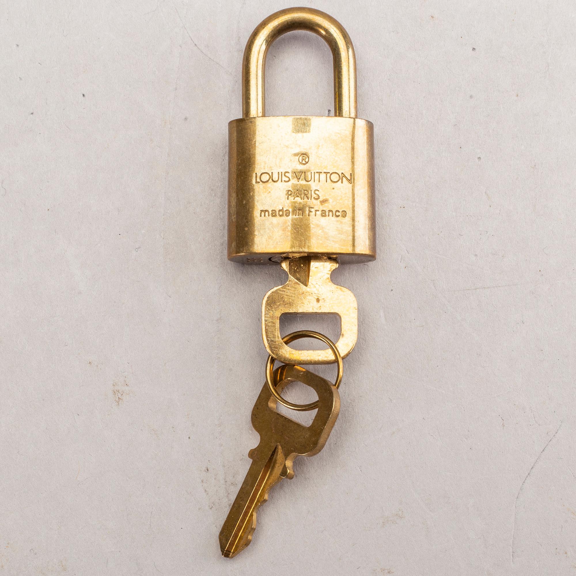 Louis Vuitton, Locks, 5 pcs.