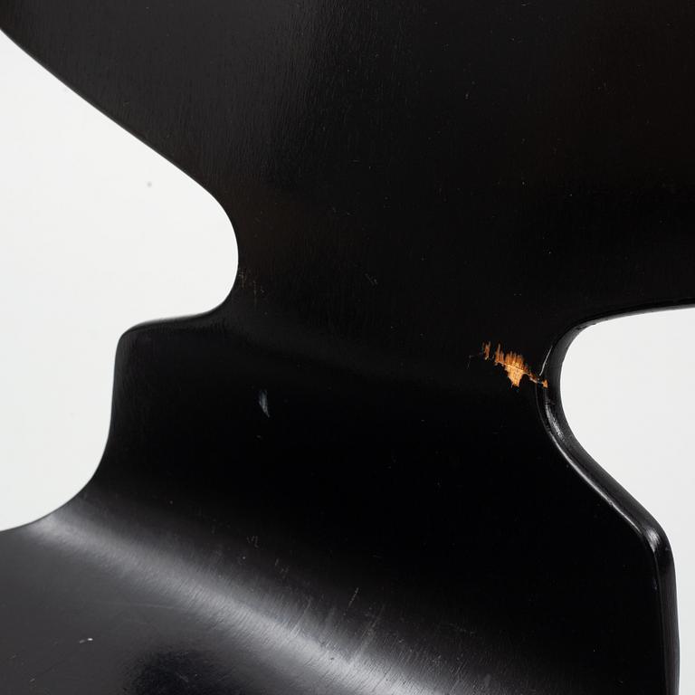 Arne Jacobsen,  four 'Ant', Fritz Hansen.