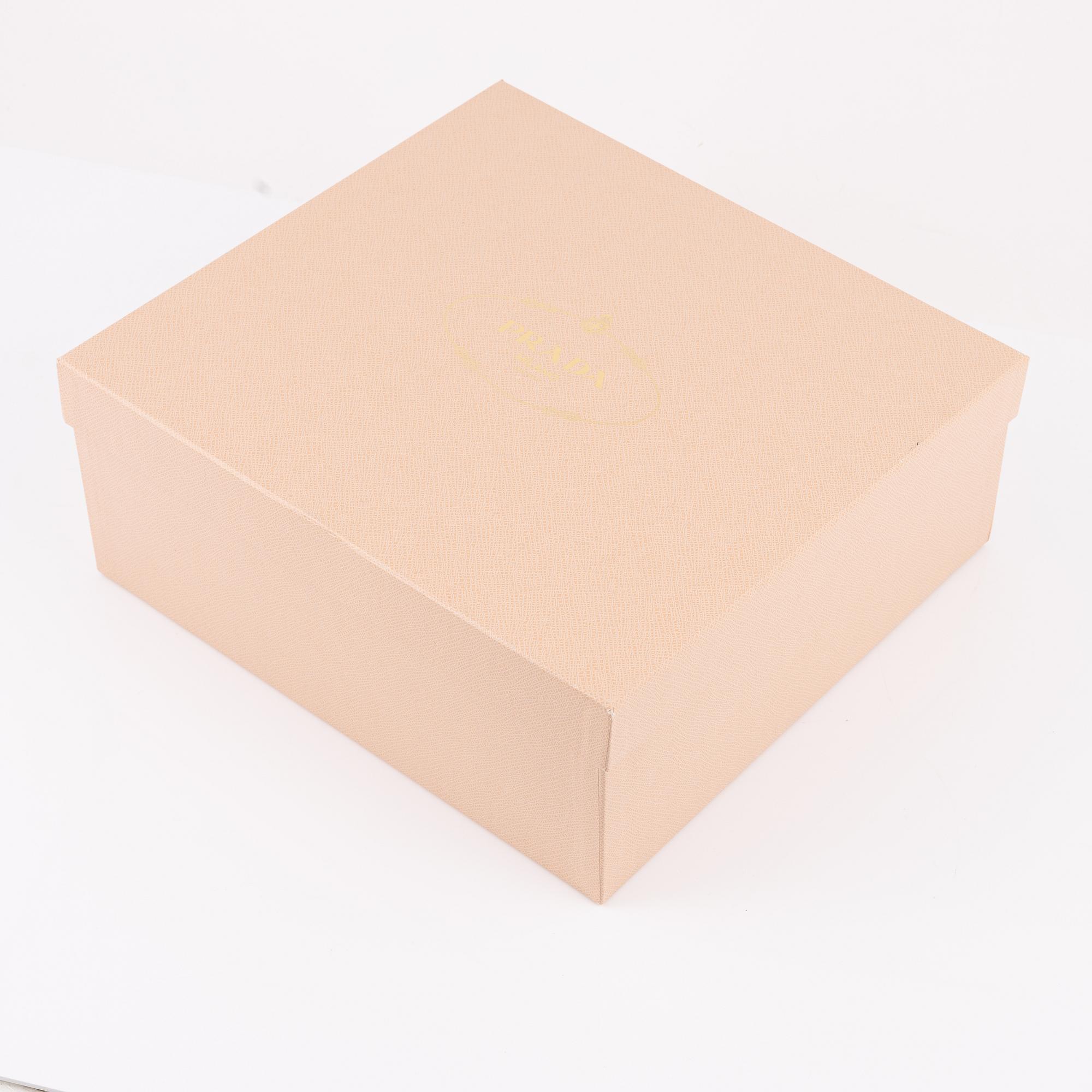 Prada, stövletter, storlek 36.