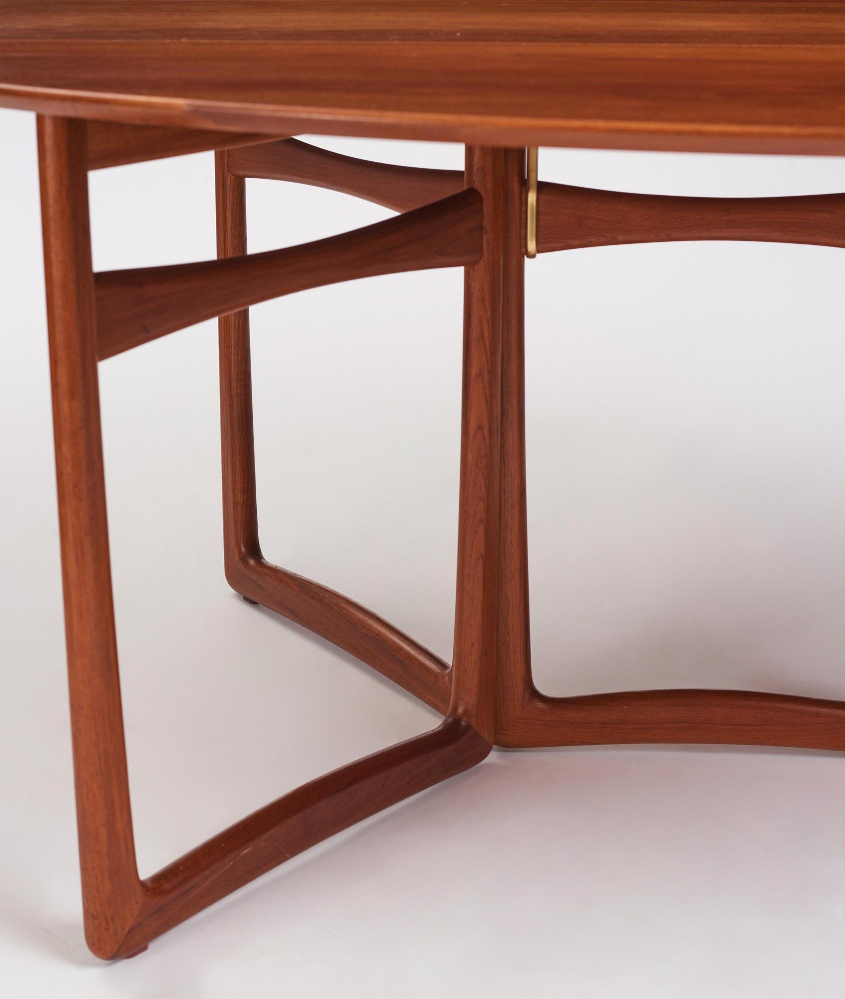 Peter Hvidt & Orla Mølgaard Nielsen, matbord, France & Son, Danmark 1950-60-tal.