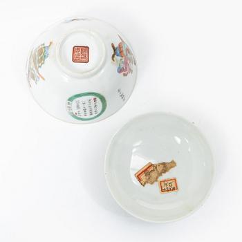 Kopp med lock, porslin, Kina, Qing, med Daoguangs märke.