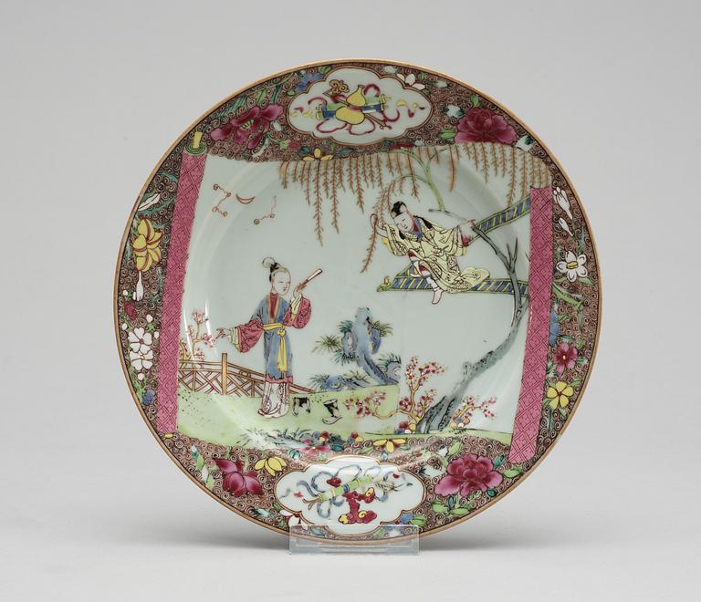 A famille rose dinner plate, Qing dynasty, Qianlong (1736-95).