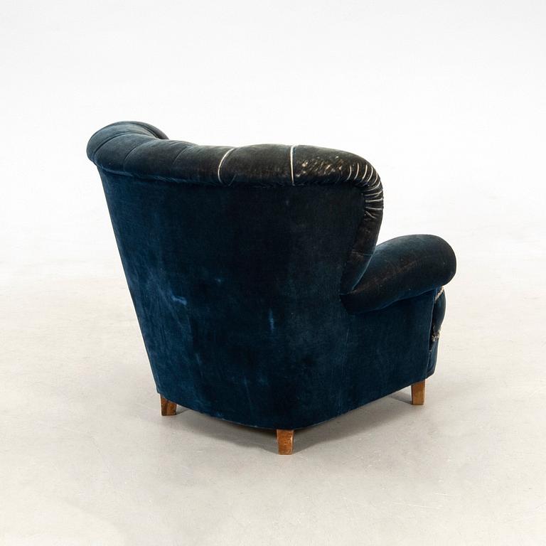 Sofa and armchair 1940s Swedish Modern.