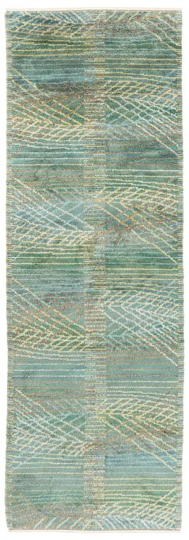 Barbro Nilsson, gallerimatta, "Marina, grön", rya, ca 469 x 158 cm, signerad AB MMF BN.