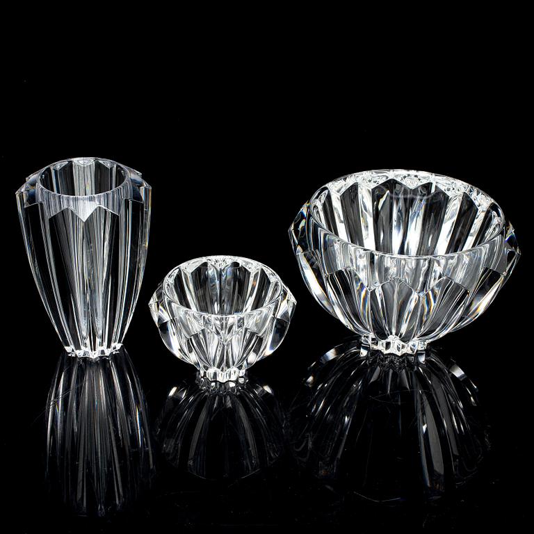 ERIKA LAGERBIELKE, a glass 'Zodiak' vase and two bowls from Orrefors.