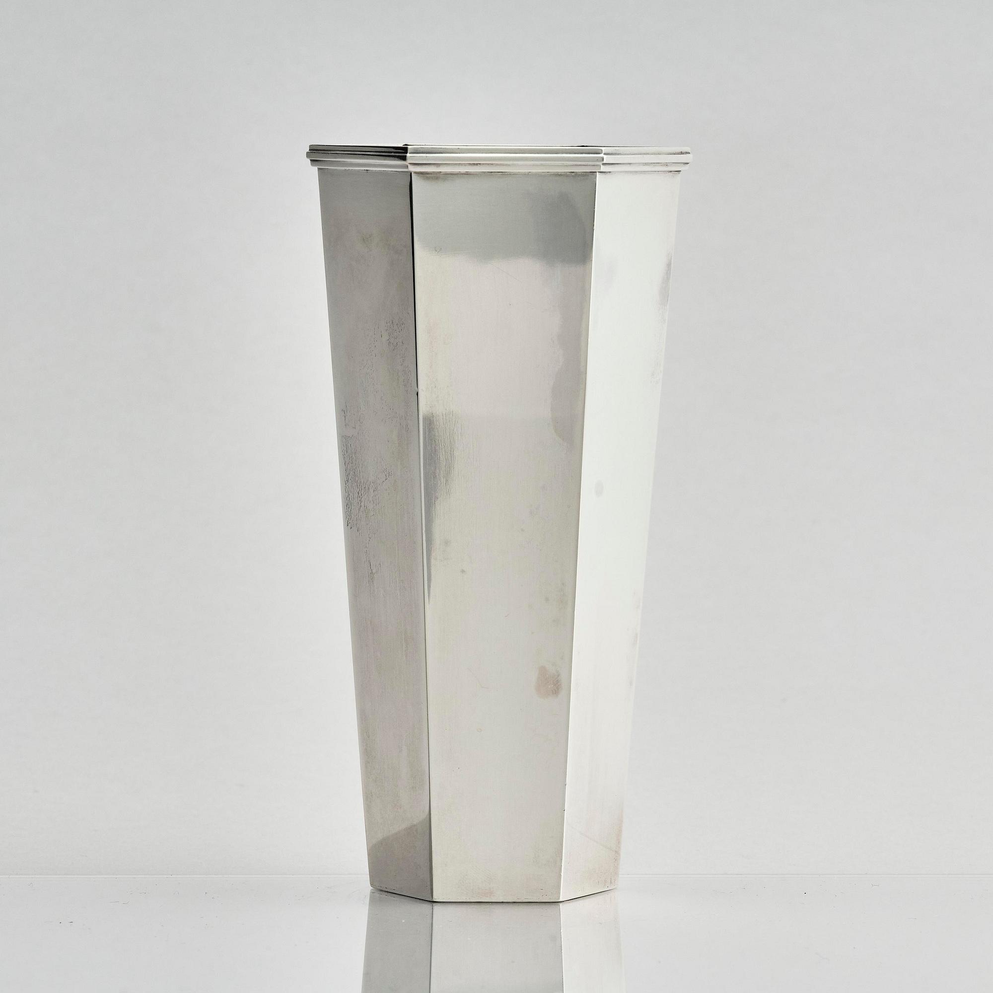 Wiwen Nilsson, a sterling silver vase, Lund, Sweden 1947.