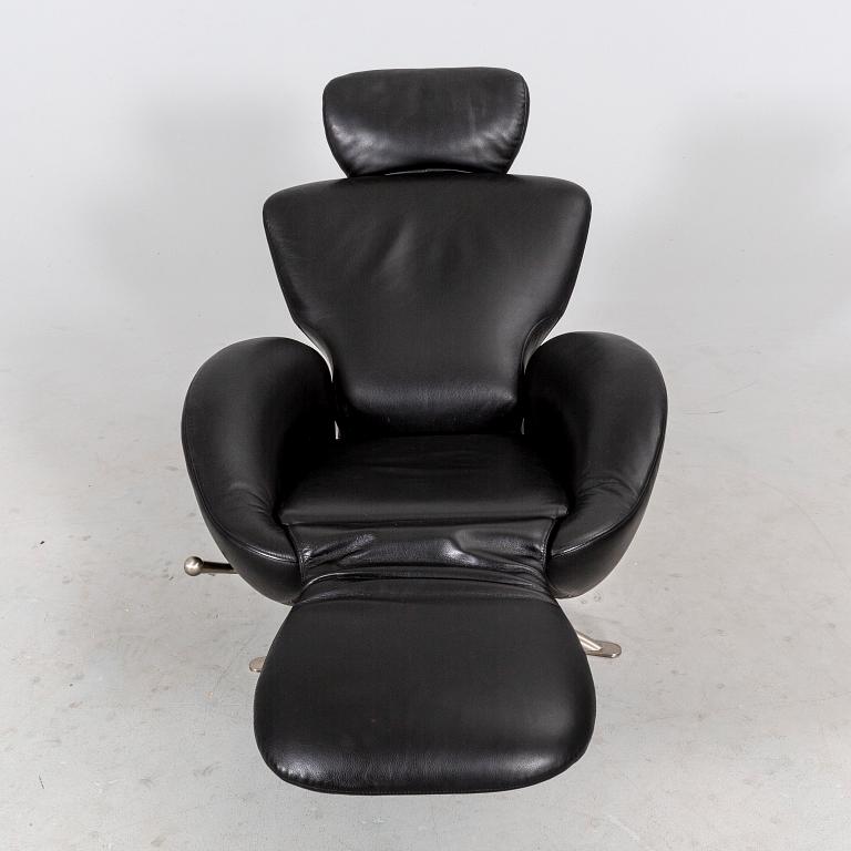 Toshiyuki Kita swivel armchair "Dodo K10" for Cassina 2000s.