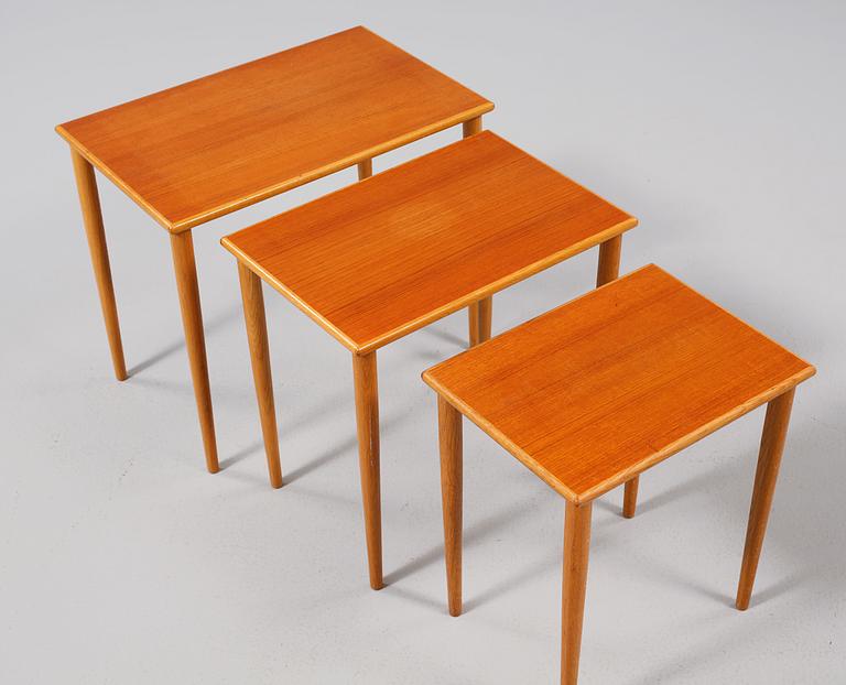 SATSBORD, 3 delar, 1900-talets tredje kvartal.