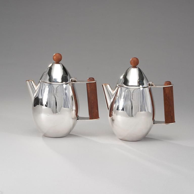 PEKKA PIEKÄINEN, TEKANNOR, ETT PAR.