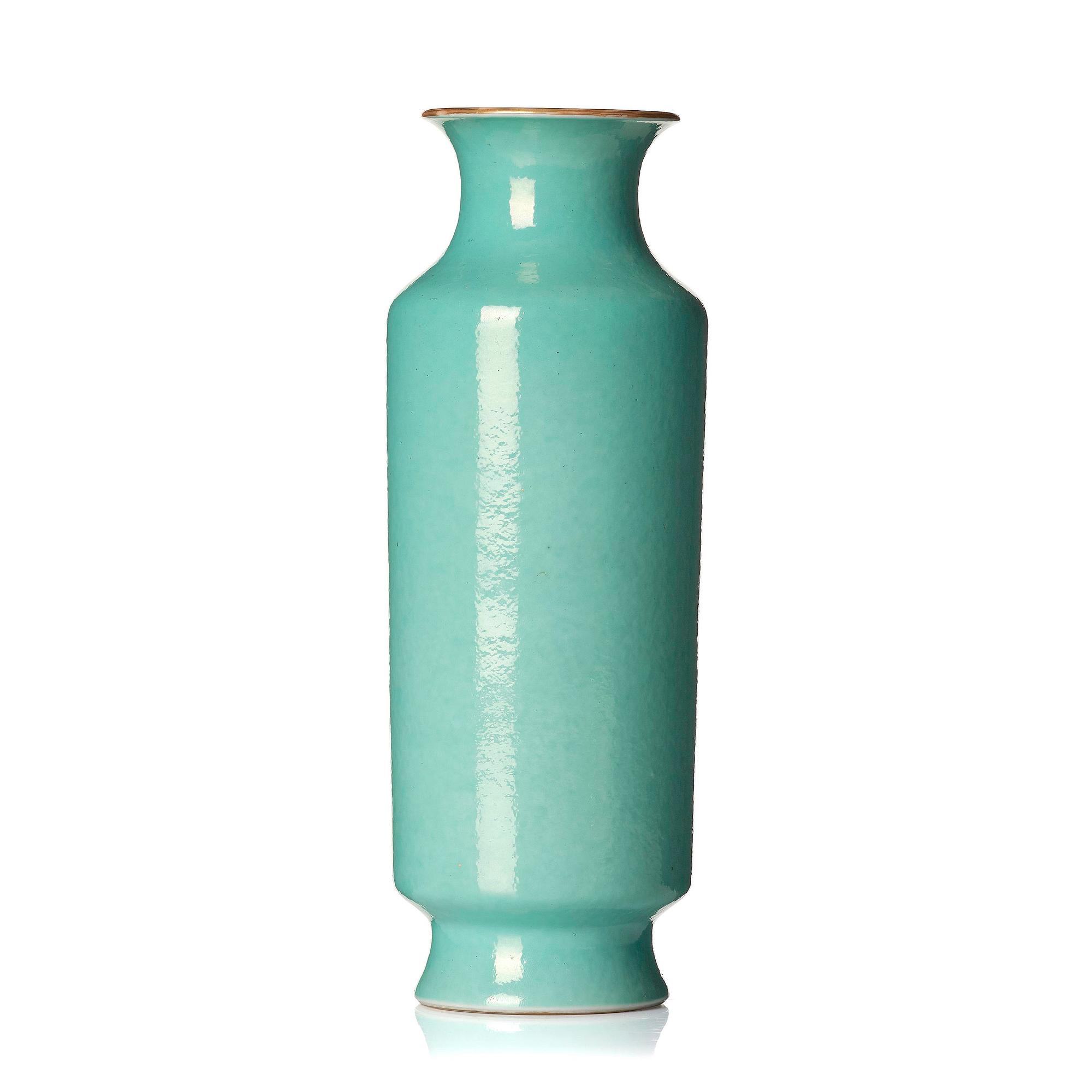 A mint green glazed vase, late Qing/Republic with Qianlong blue enamel four character mark.