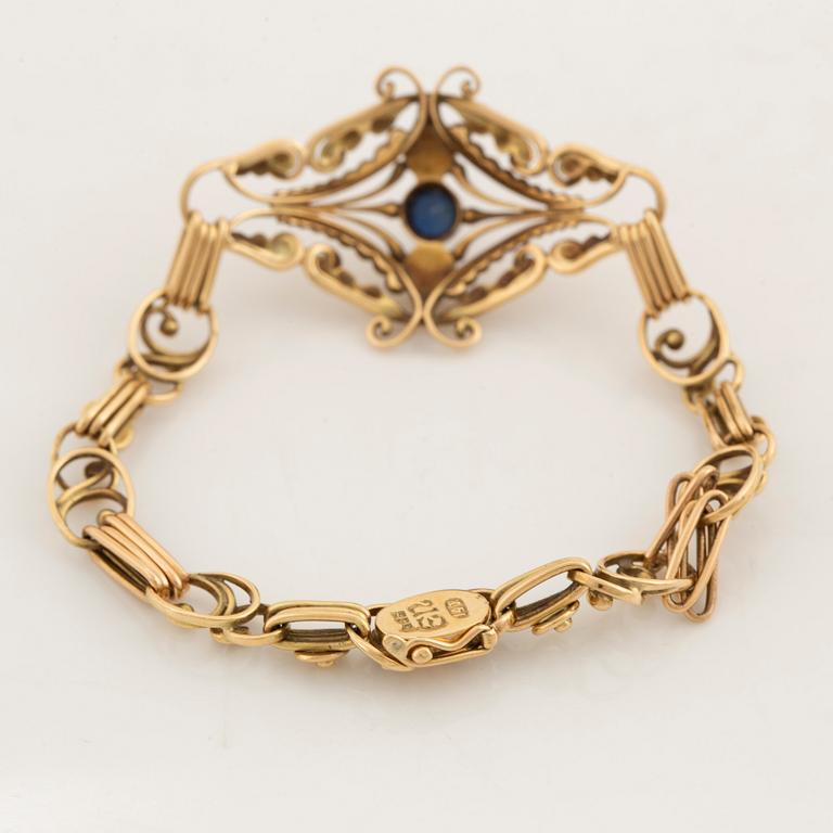 Gold, pearl and sapphire bracelet.