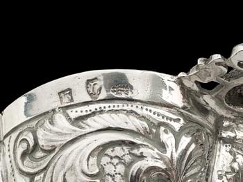 SKÅL, silver, barockstil, vikt ca 159 gram.