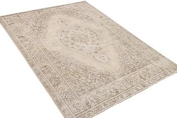 Matta, orientalisk vintage design, ca. 293 x 193 cm.