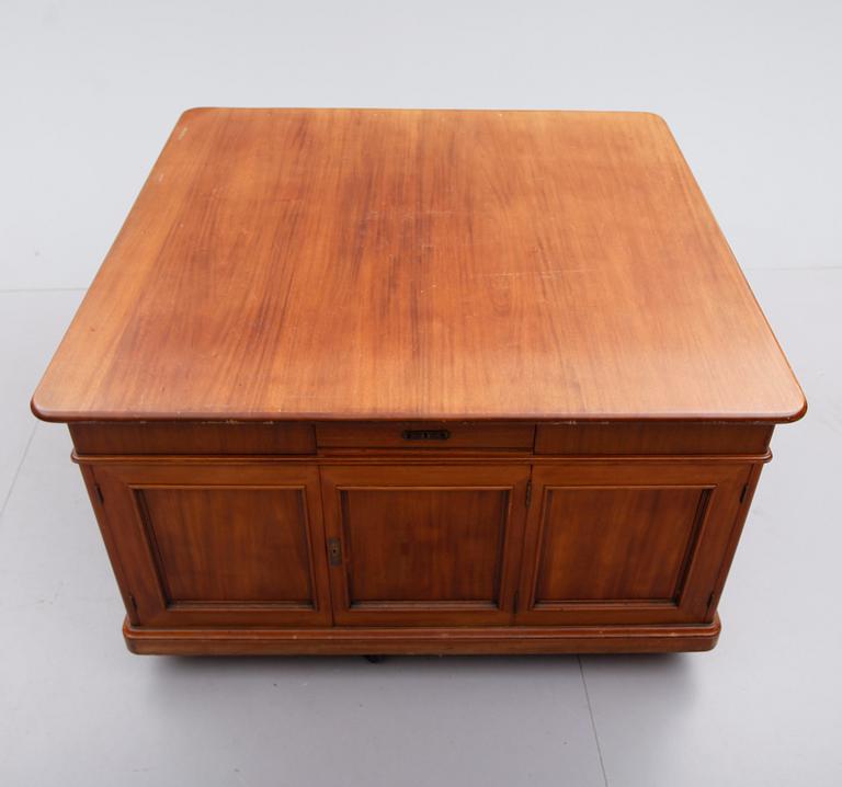 PARTNERDESK, tidigt 1900-tal, dubbelsidigt.