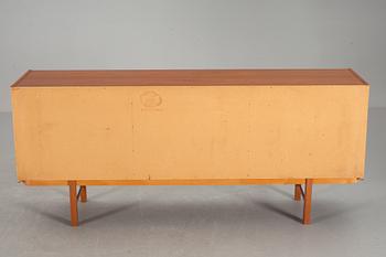 SIDEBOARD, möjligen  IKEA.