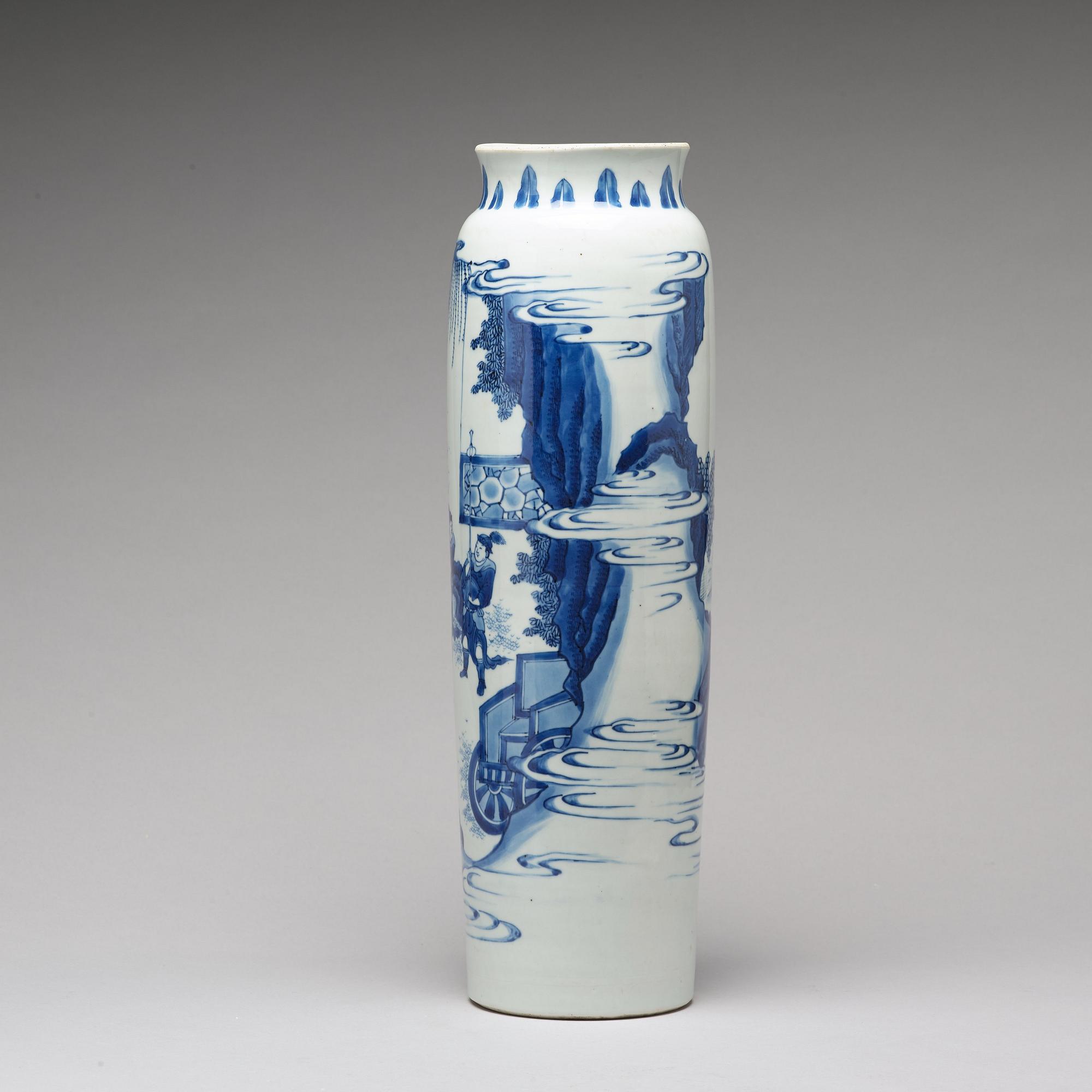 A blue and white Transitional "Rolwagen" vase, 17th Century.
