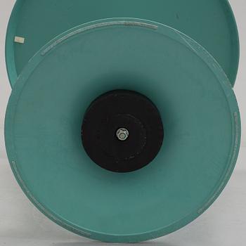 PHILIPPE STARCK, a "Miss Balù" table and a pair of "Dr Glob" chairs, Kartell.