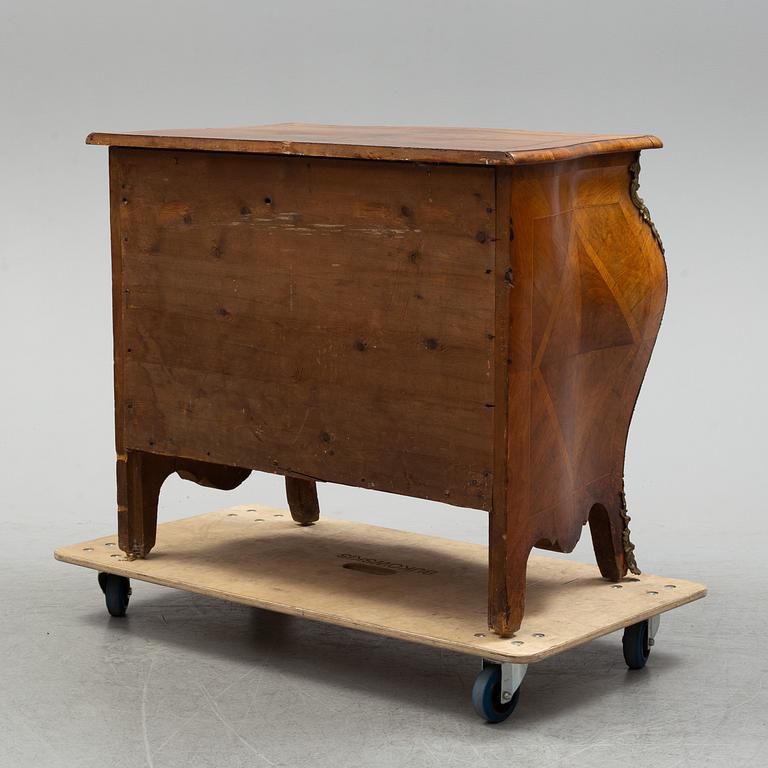 A Swedish Rococo chest of drawers, 18th Century.