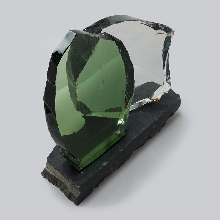Timo Sarpaneva, veistos sarjasta "Lasin aika", signeerattu Timo Sarpaneva Iittala 1987.