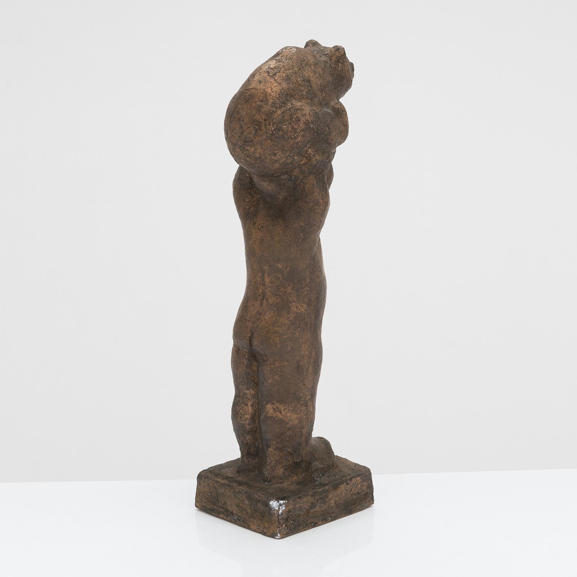 Taru Mäntynen, skulptur, brons, signerad och daterad 1985.