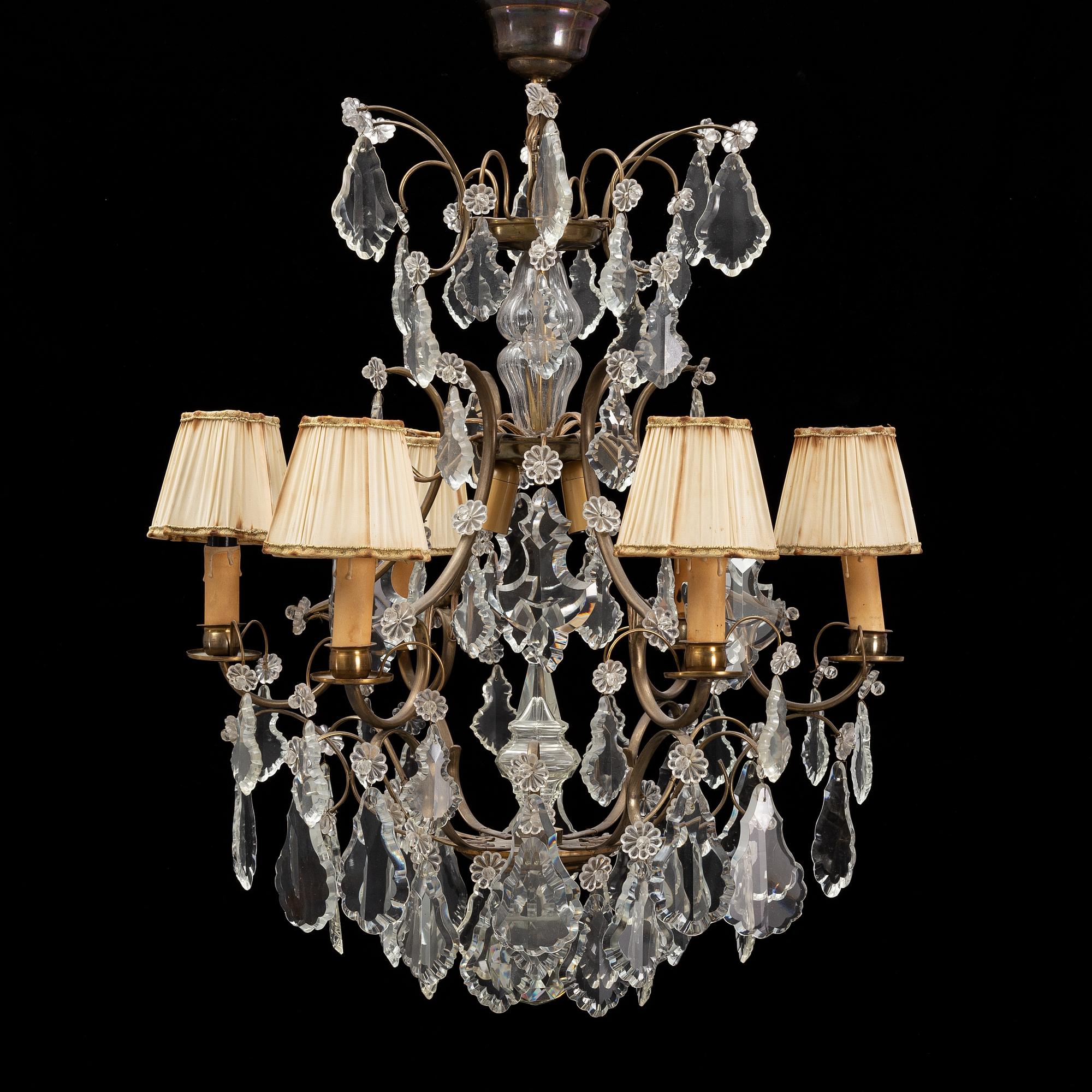 A Baroque style chandelier, first half of the 20th Century.