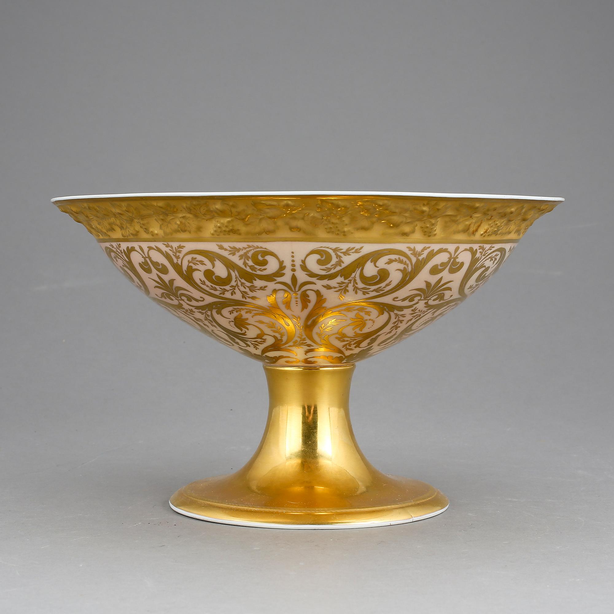 FAT PÅ FOT, sk. Tazza, Berlin, 1830-tal.
