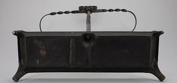 BRASSKYDD / PARAPLYSTÄLL, järn, 1900-talets slut.