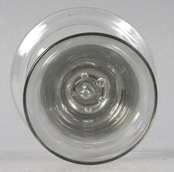 GLAS, s k hessisk typ, 1700-tal.