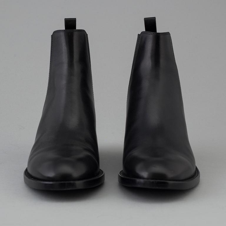 YVES SAINT LAURENT, boots storlek 38.