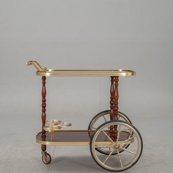 SERVERINGSVAGN, 1900-talets andra hälft.