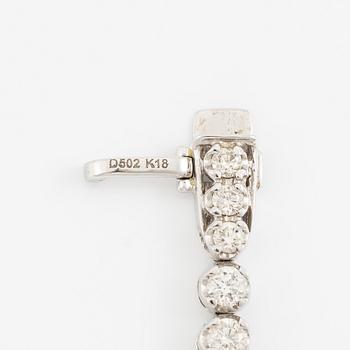 Tennis bracelet 18K white gold with brilliant-cut diamonds.