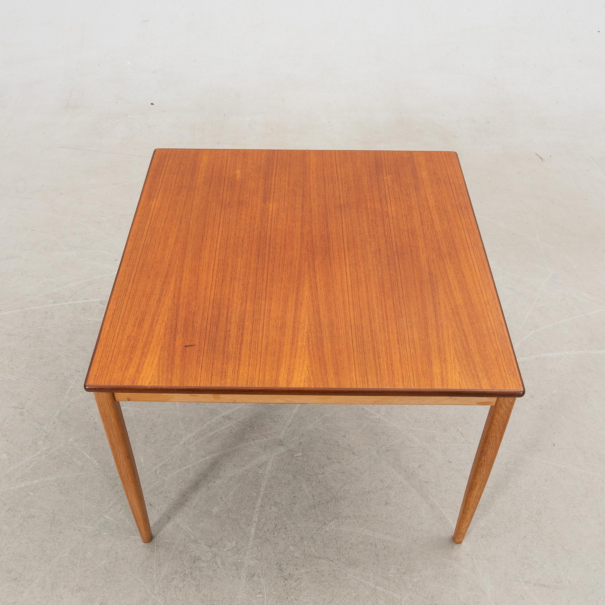 Coffee table, Bra Bohag, Tingströms, Valdemarksvik, mid-20th century.