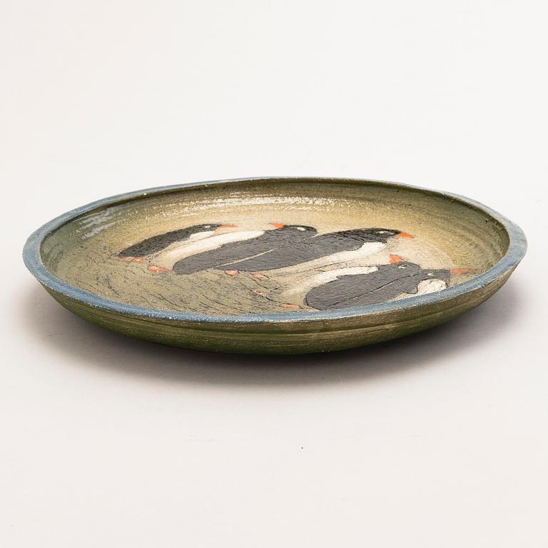 HELJÄ LIUKKO-SUNDSTRÖM, a unique decorative plate signed Heljä Liukko-Sundström 2017.