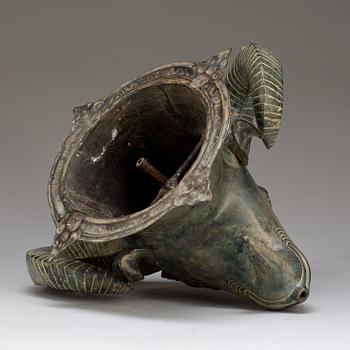 VÄGGFONTÄN, plåt, 1900-talets senare hälft.