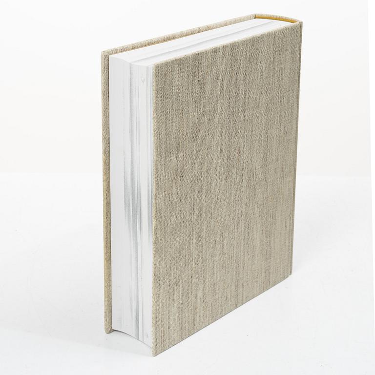 Book, hardback. With copied pages of Hilma Persson Hjelm’s models.