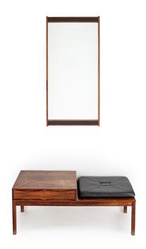 HALLMÖBEL, 2 delar, 1900-talets andra hälft.