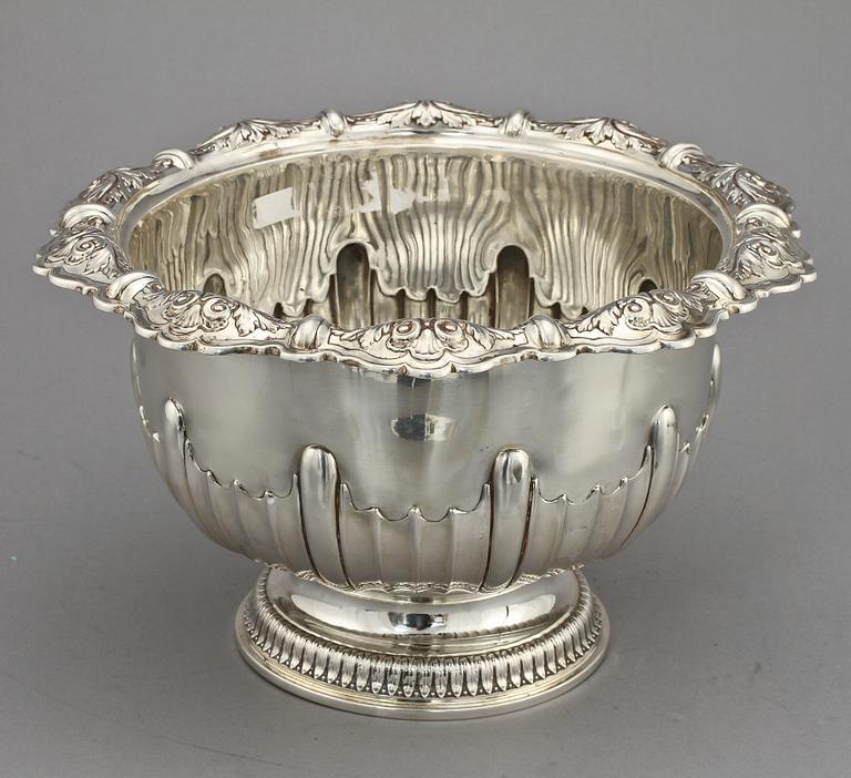 CHAMPAGNEKYLARE, silver, importstämplar, G A Dahlgren, Malmö 1913, vikt  1 610 g.