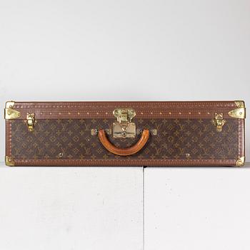 SUITCASE "Alzer 80" by Louis Vuitton.