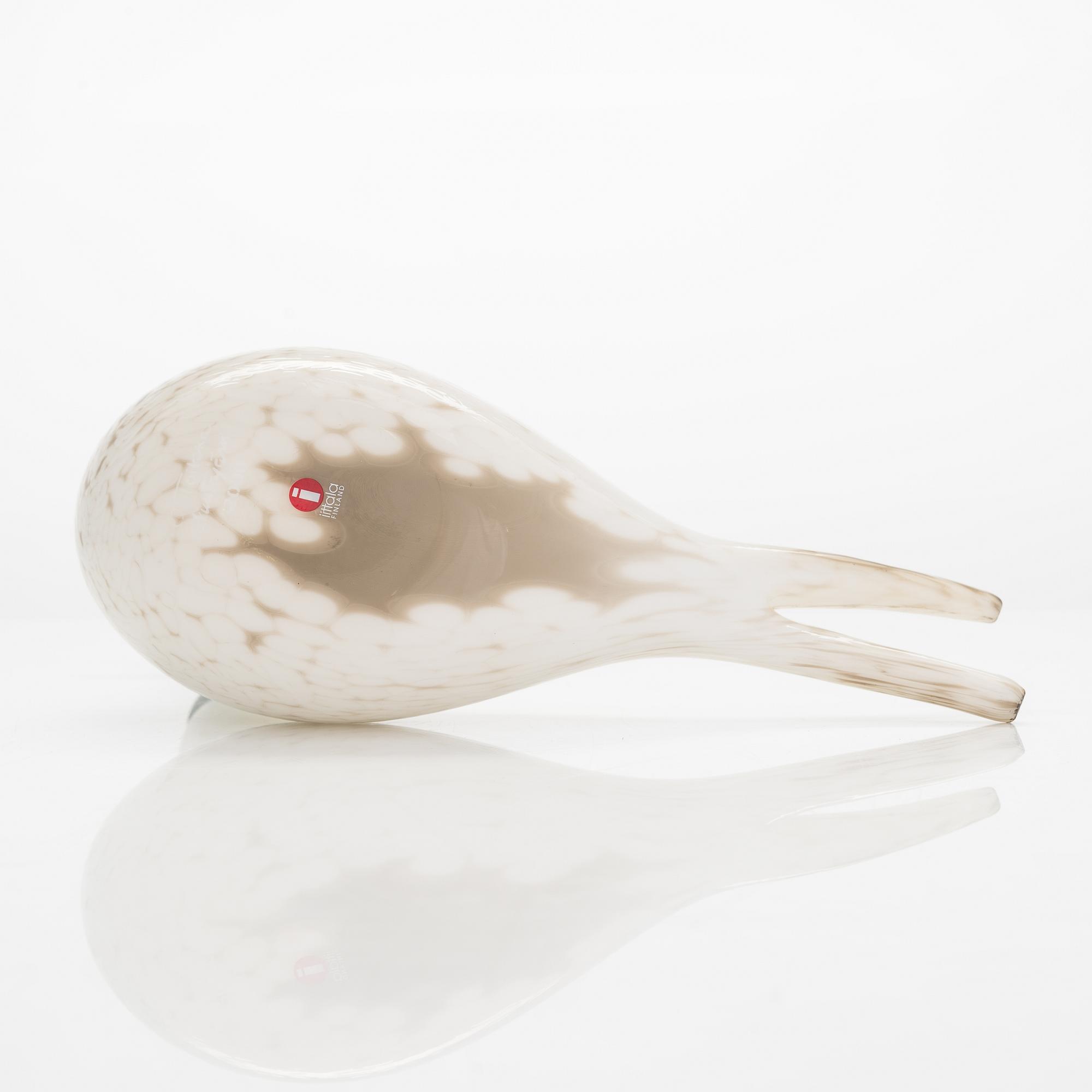 Oiva Toikka, annual glass bird 2000, signed O. Toikka Nuutajärvi 2000.