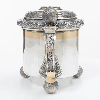 Karl Anderson, Dryckeskanna, silver, Stockholm 1906.