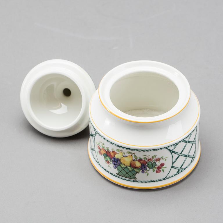 SERVISER, porslin, 24+14 delar, "French Garden Vienne" samt "Basket"Villeroy & Boch.